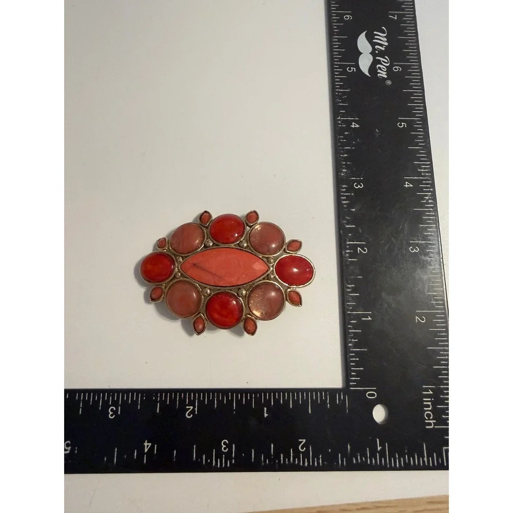 Liz Claiborne Gold Tone Coral Orange Cabochon Oval Brooch Pin LC Hallmark